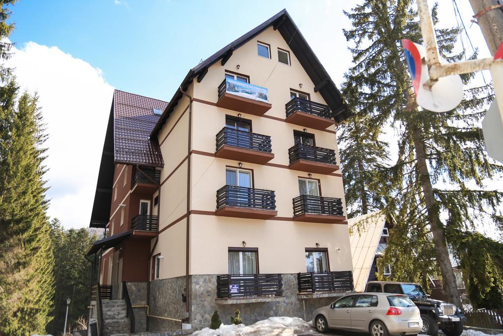 Cioplea Residenz Apartment Предеал Екстериор снимка